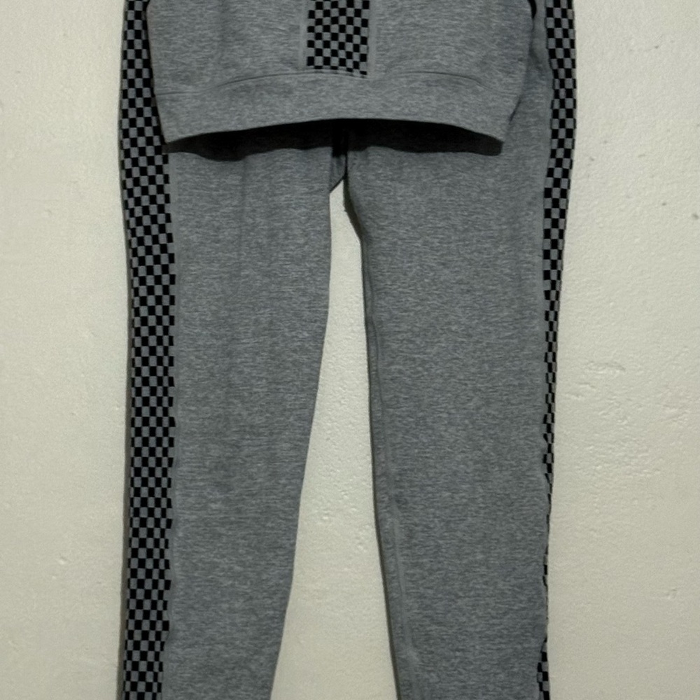Forever 21 Gray and Black Activewear Set
